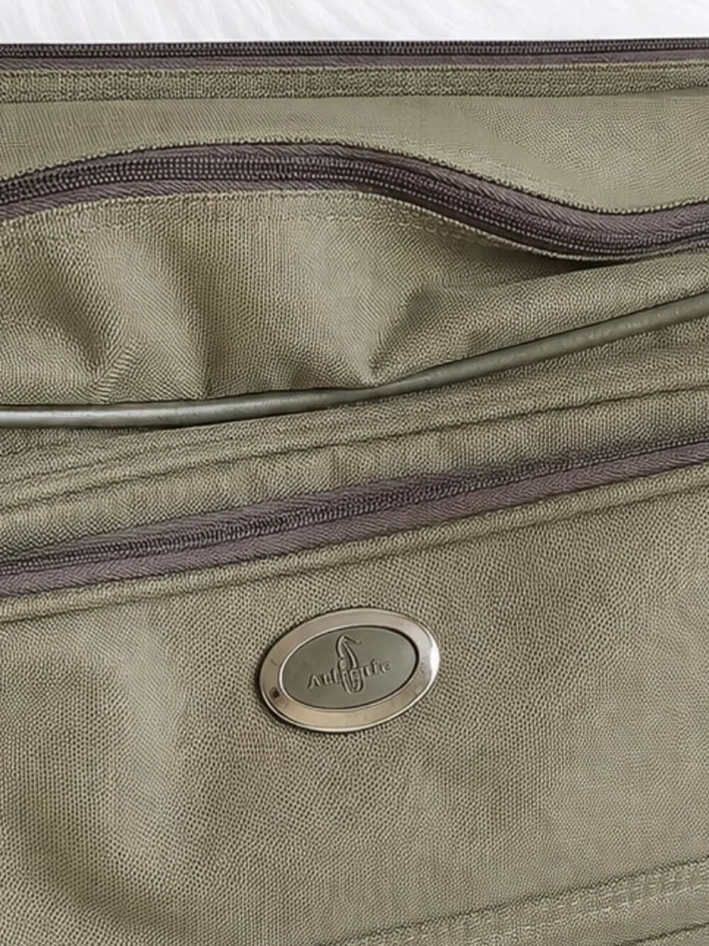 Atlantic Vintage Olive Green Traveler Garment Expandable Carry On Duffle Bag